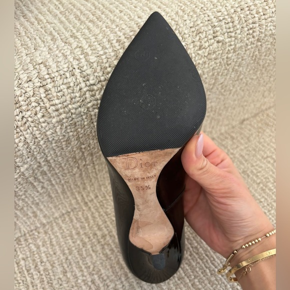 Dior Cherie Pointy Pump - Picture 2 of 8
